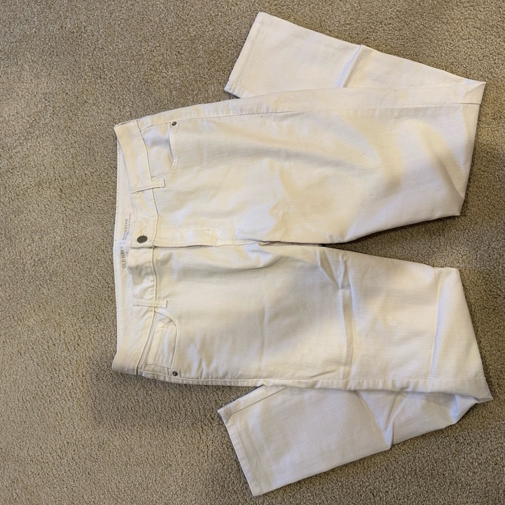 Old Navy Rockstar White Jeans - Picture 4 of 14